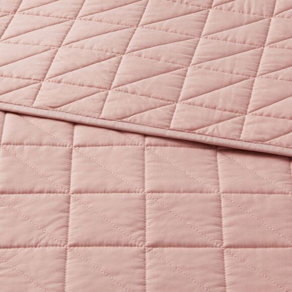 Room Essentials - Full/Queen Microfiber Quilt Light Pink - Room Esse Pink - Picture 3 of 3